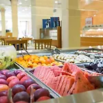 玛尔高尔夫酒店 4*