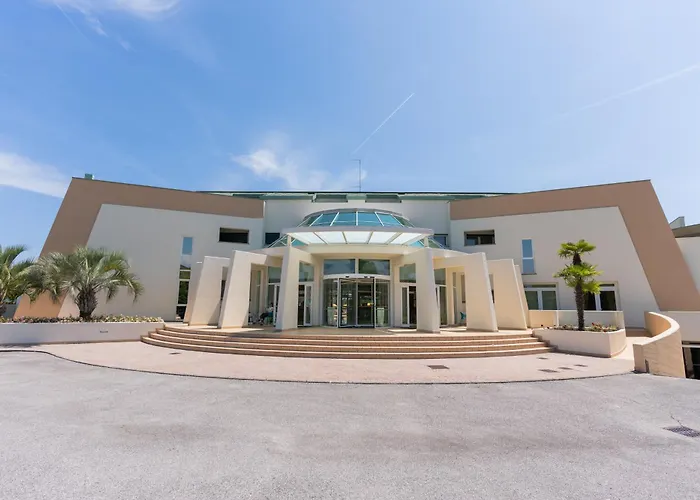 Maregolf Szálloda 4*