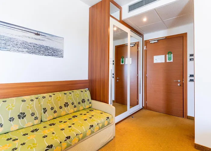 玛尔高尔夫酒店 4*